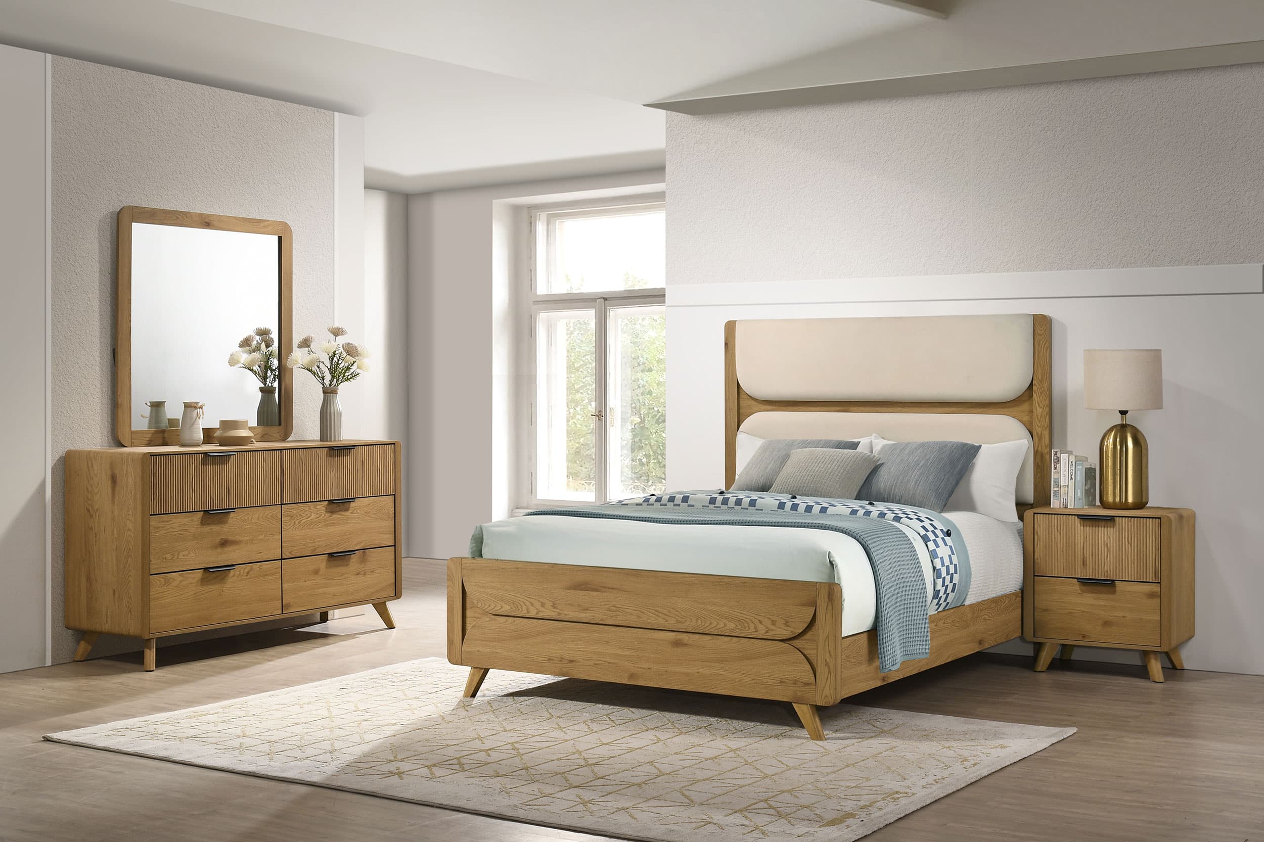 Bennett Queen Upholstered 4-Piece Mid-Century Bedroom Set Light Oak - Image 20